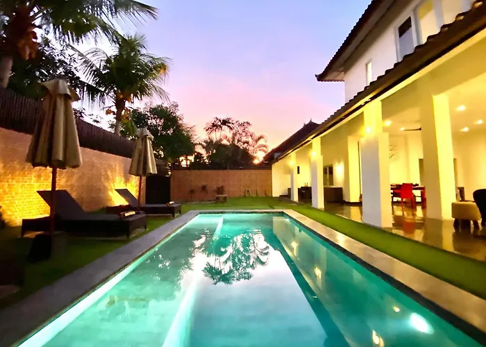Villa Julia | Heart Of Seminyak | 350M Beach